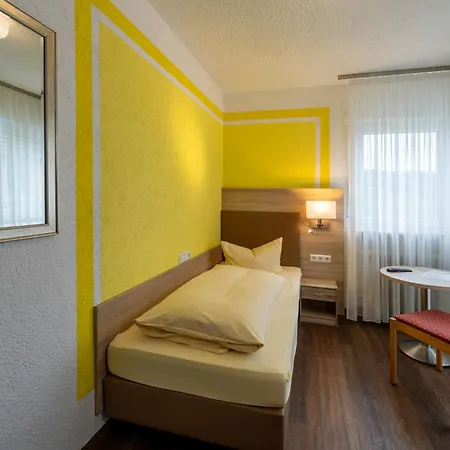 Gruener Hof 3*