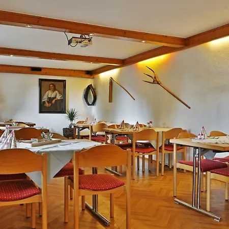 Gruener Hof Гостевой дом 3*